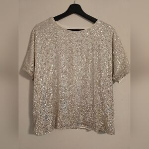 MELLODAY Sparkling Sequin Short Sleeve Top - Silver
